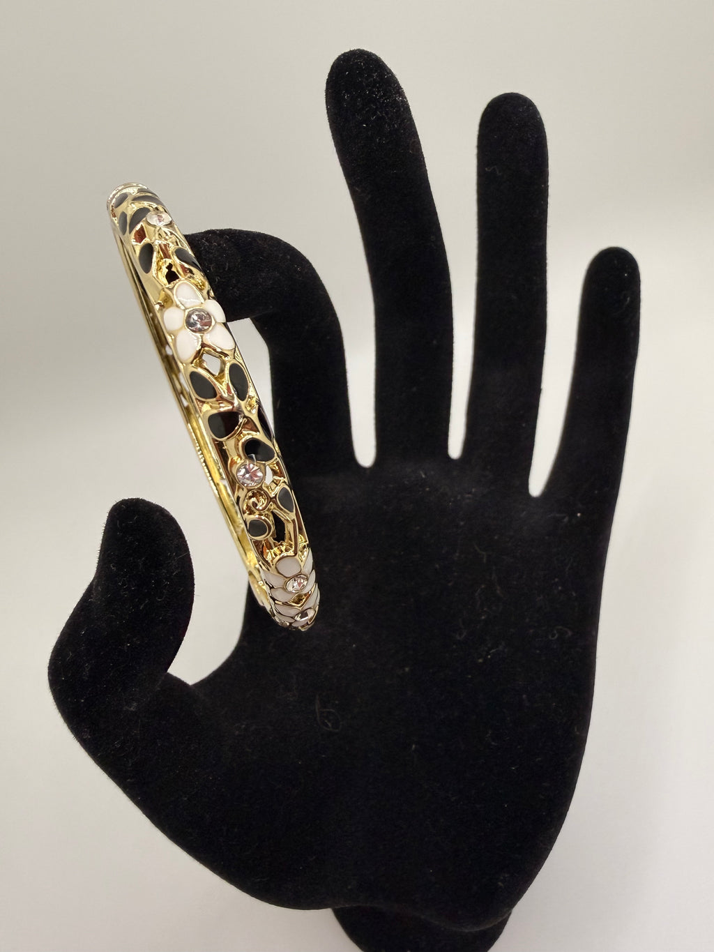 18K gold-plated diamond flower relief cloisonné enamel bangles