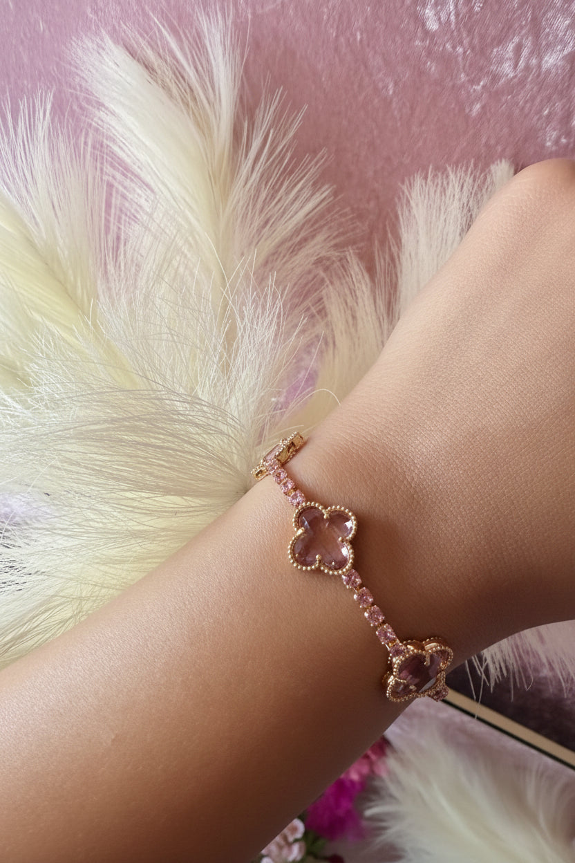 Golden Clover Bracelet (Light Pink)