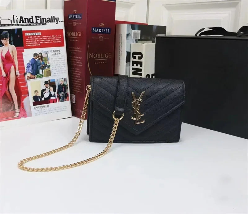 Women’s Cloud Style Leather Handbag