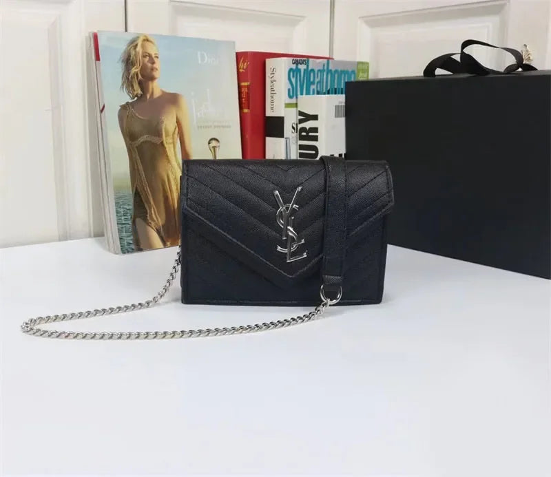 Women’s Cloud Style Leather Handbag