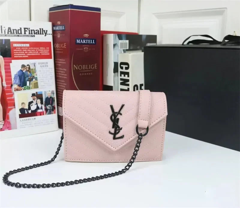 Women’s Cloud Style Leather Handbag