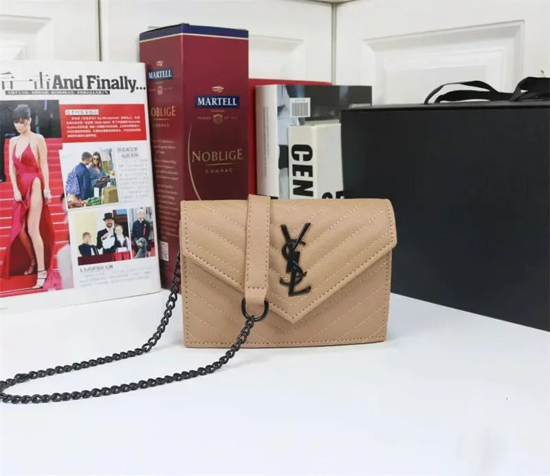 Women’s Cloud Style Leather Handbag
